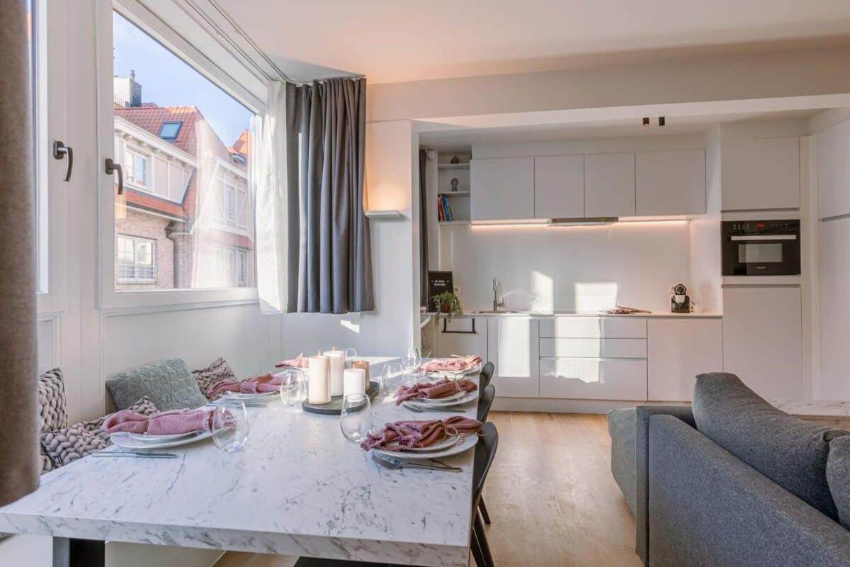 Huswell - Cosy Apartment On Top Location In De Haan Exterior photo